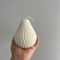 Pear candle - white Morandi Homeware