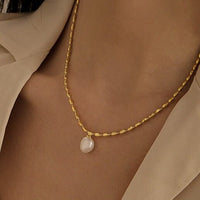 Heart of pearl necklace Jewellery Morandi Homeware 