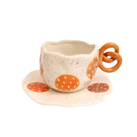 Pretzel mug with plate Mugs Morandi Homeware 