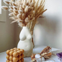*PRE-ORDER* Aida Body Vase - Cream. ETA: 15th Nov Vases Morandi Homeware 