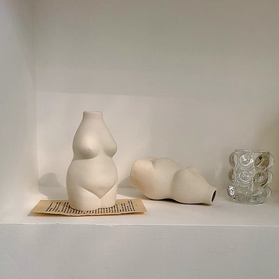 *PRE-ORDER* Aida Body Vase - White. ETA: 15th Nov Vases Morandi Home 